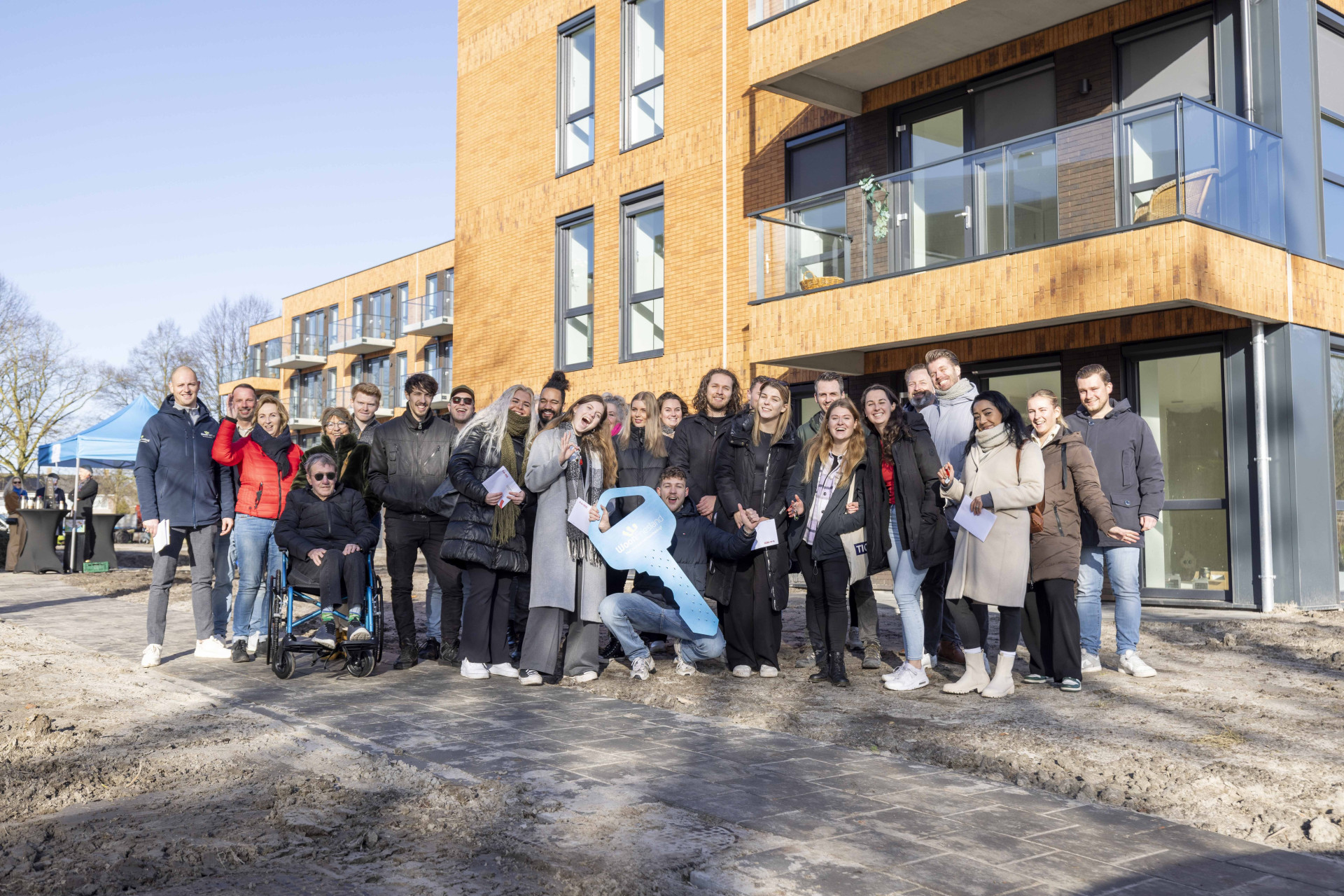 Feestelijke sleuteloverdracht 45 appartementen bij It Skûlplak in Sneek